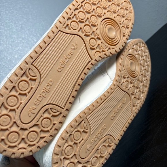 Adidas Forum 84 Low Adv Men’s Size 12 NWOB - Picture 4 of 4